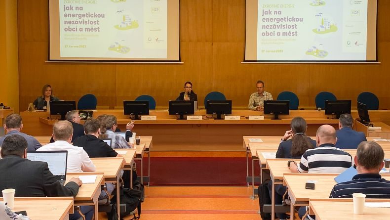 Tento týden proběhla konference v Karlových Varech na téma: Zkrotíme energie: jak na energetickou nezávislost měst a obcí