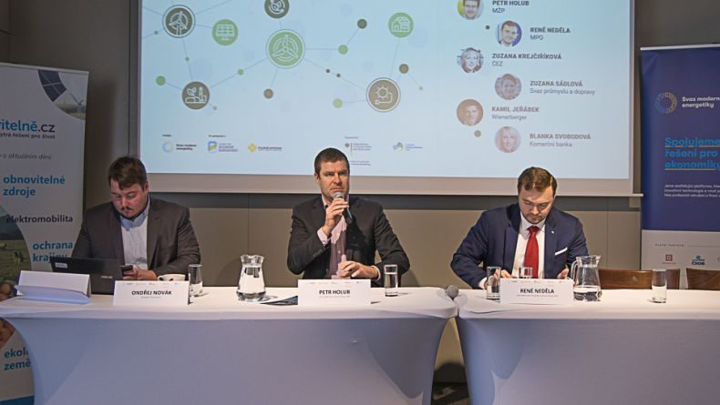 Levnější energii na velkoobchodním trhu mají už i Němci. Česko musí zrychlit