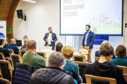 Seminář PRO MODERNÍ ČESKO v Třeboni 15.5.2025