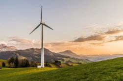 Větrné a solární parky budou pomáhat energetické bezpečnosti Česka